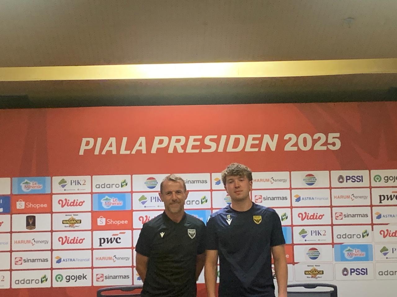 Oxford United Antusias Hadapi Laga Perdana Piala Presiden 2025 Kontra Liga Indonesia All Star