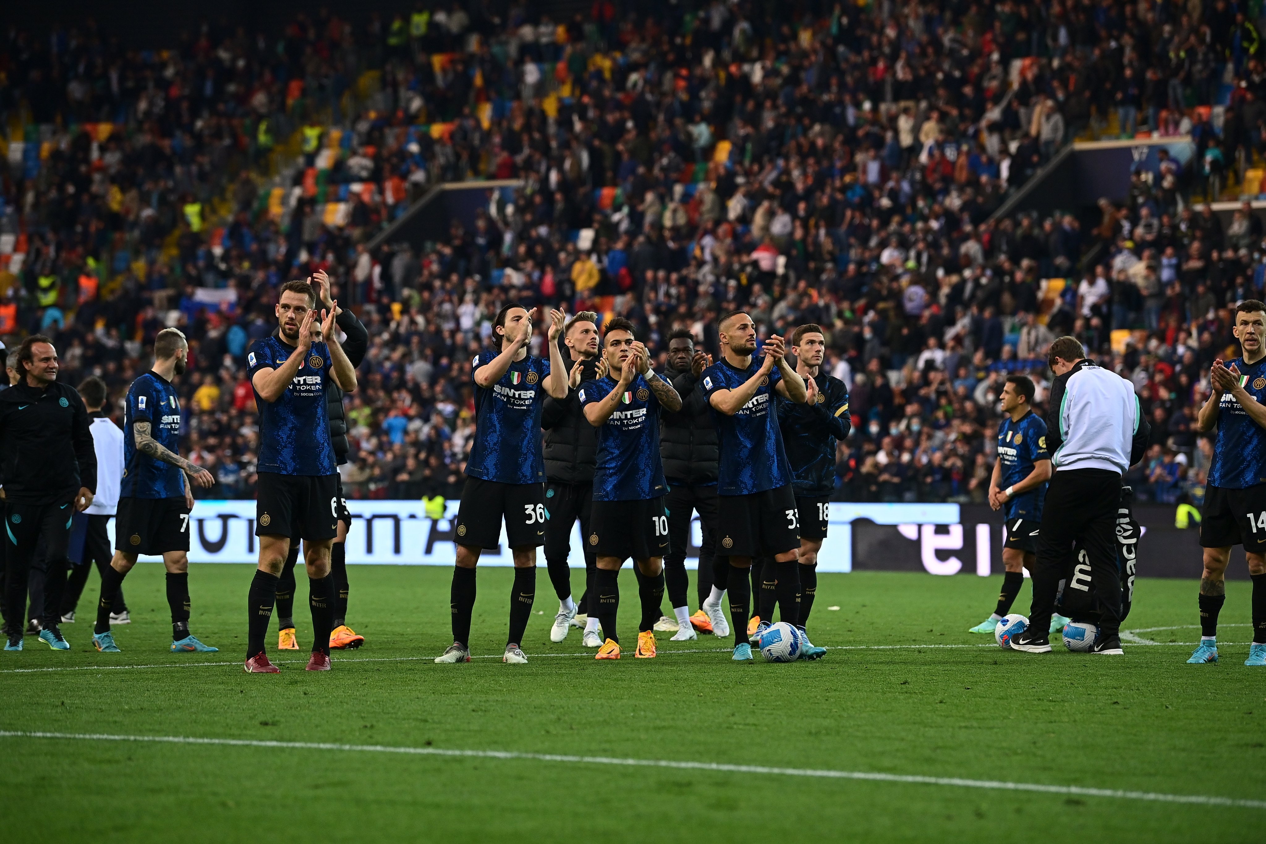 Soal Scudetto, Inter Tolak Kibarkan Bendera Putih