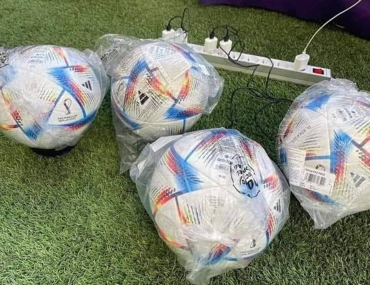 Ketika Bola Piala Dunia 2022 Harus Dicas Terlebih Dahulu Sebelum Digunakan