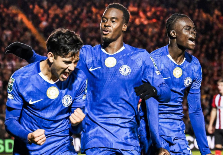 Hasil Piala Liga: Tak Terbendung, Liverpool dan Chelsea Melaju ke Putaran Empat
