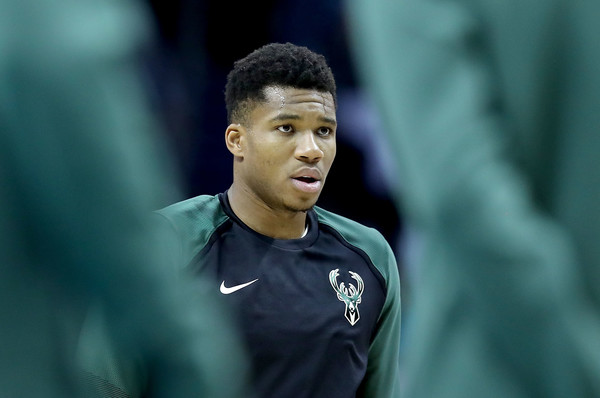 Hasil NBA: Antetokounmpo Bawa Bucks Kalahkan Rockets-nya James Harden