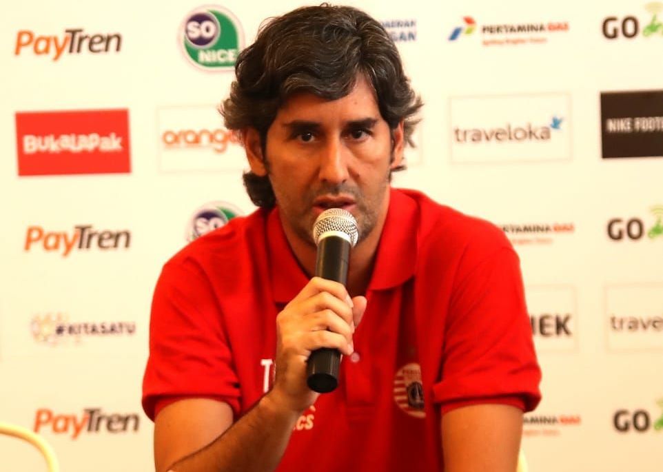 Teco Pastikan Skuat Persija Jakarta Kerja Keras Demi Kemenangan di Markas Persela