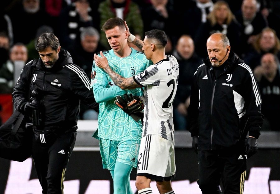 Kondisi Wojciech Szczesny Usai Mengeluh Sesak Napas