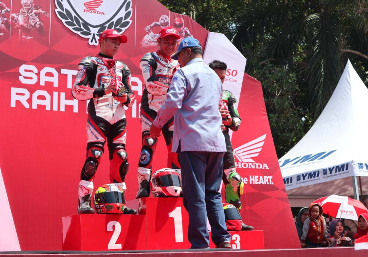 Honda Dream Cup Purwokerto: Duet Astra Motor Racing Yogyakarta Finis 1-2 di HDC 1 