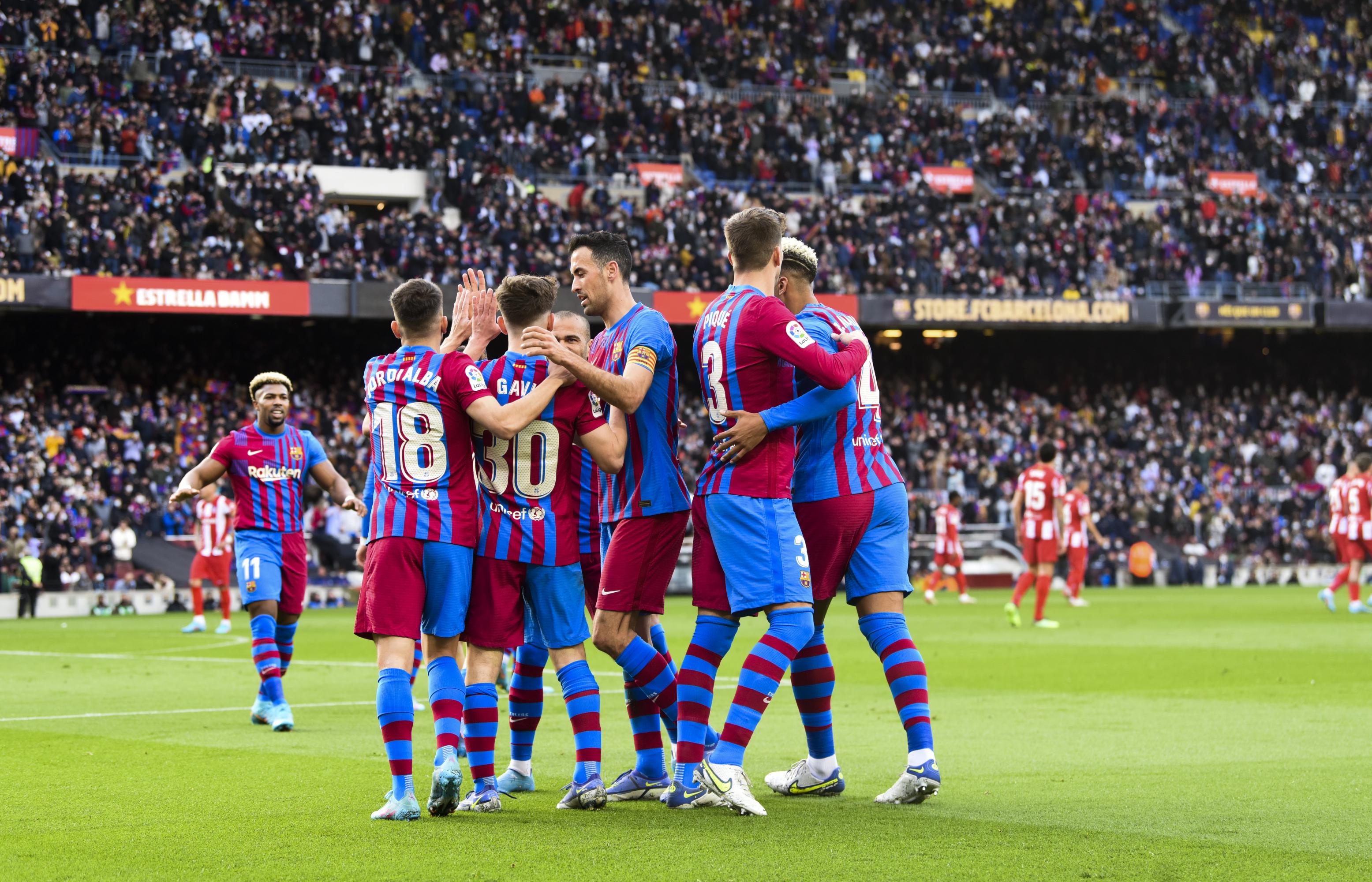 Tertinggal 16 Poin dari Madrid, Barcelona Percaya Masih Bisa Juara