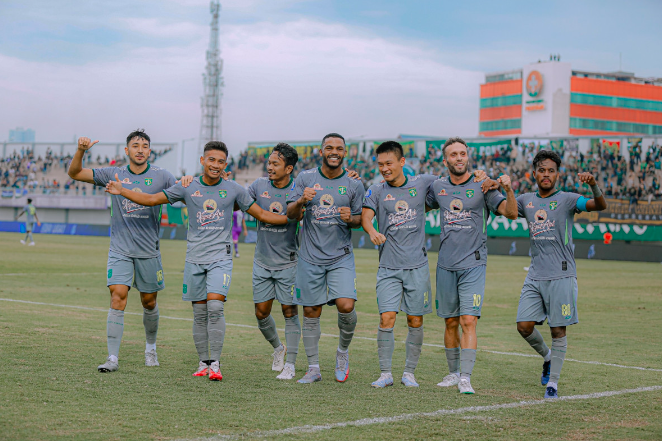 Aji Santoso Percaya Persebaya Akan Terus Impresif dengan Full Team