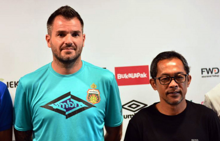 Simon Sebut Laga PS TIRA Vs Bhayangkara adalah TNI Lawan Polri, tetapi...