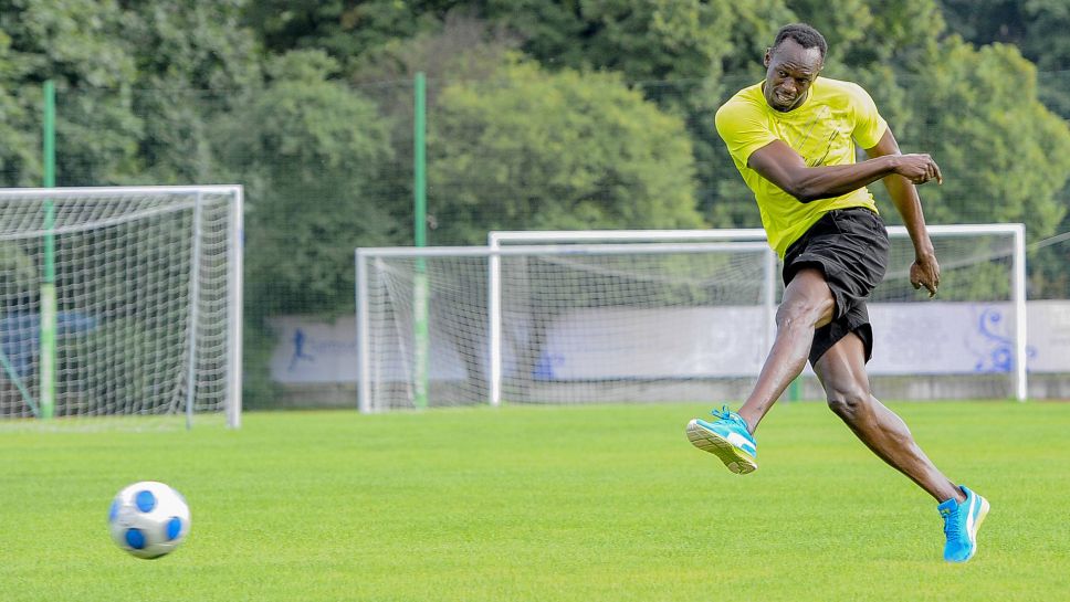 Dortmund Akan Trial Pelari Tercepat Dunia