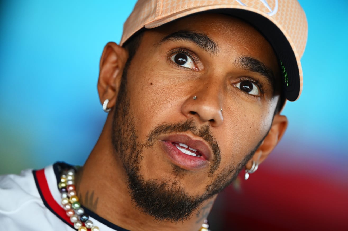 Lewis Hamilton Sempat Menawarkan Diri ke Red Bull