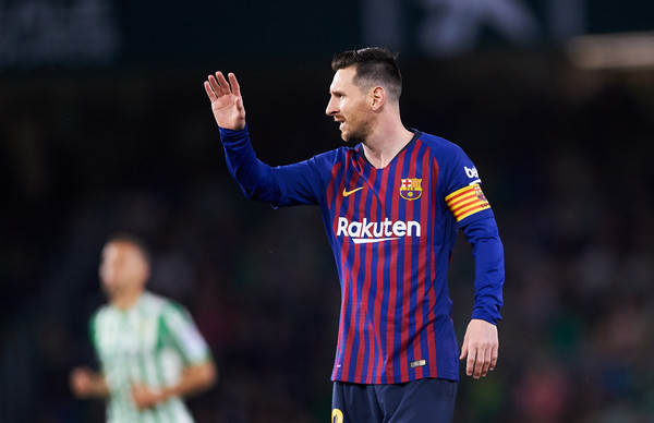 Pemain Muda Barcelona Nilai Lionel Messi Tak Ada Tandingannya