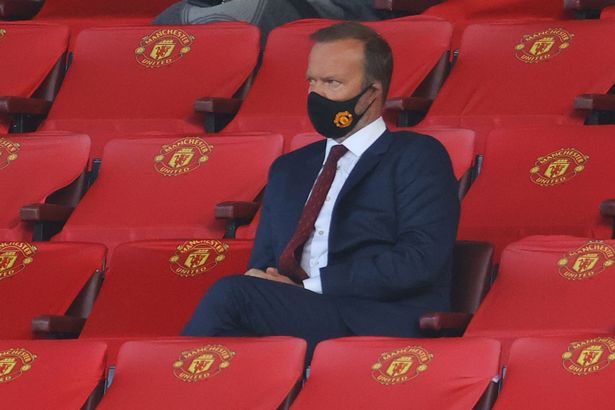 Ed Woodward Panik, Manchester United Siap Datangkan Bek Tengah Baru