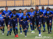 Persib Bandung Uji Coba Melawan Melaka United, Robert Rene Alberts Merasa Dapat Bonus