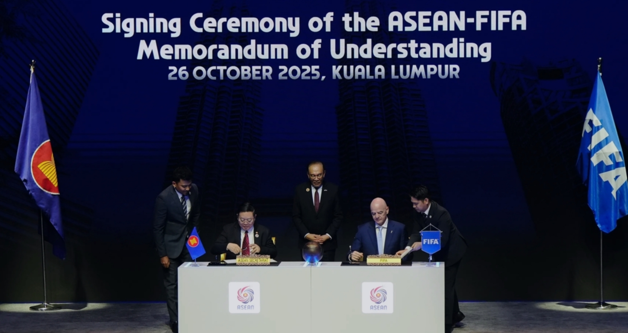 Piala ASEAN FIFA Resmi Diluncurkan