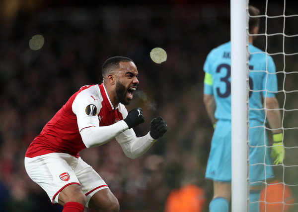 Ingin Cetak Hattrick, Alexandre Lacazette Geram Ditarik Keluar