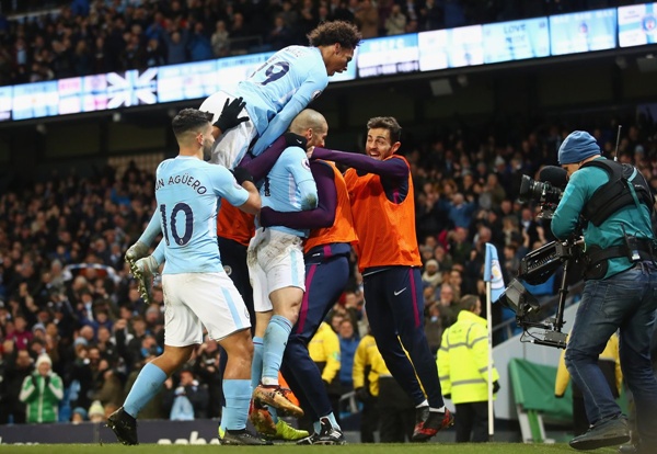 Kalahkan West Ham, Man City Samai Rekor Arsenal dan Chelsea