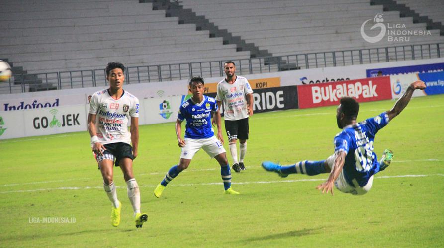 Sering Protes, Hanya Sosok Wasit Ini yang Puaskan Pelatih Persib