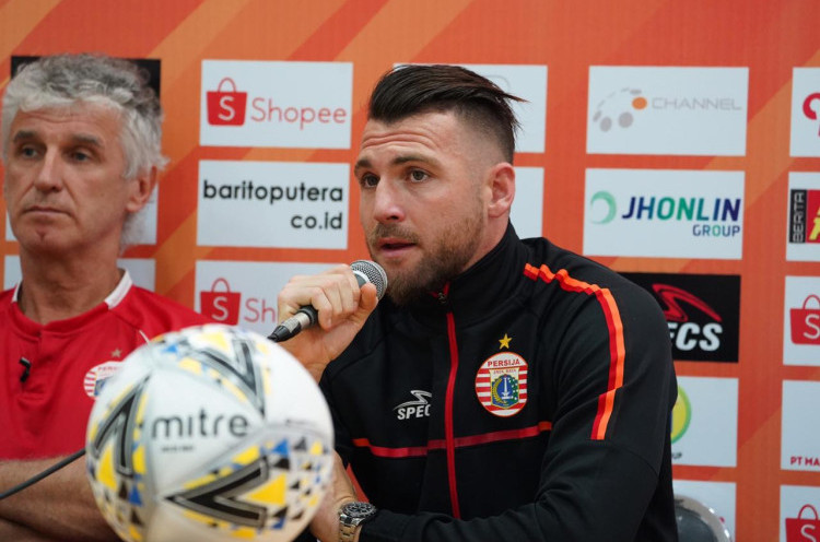 Marko Simic Enggan Membedakan Kemampuan Pelatih Persija Jakarta