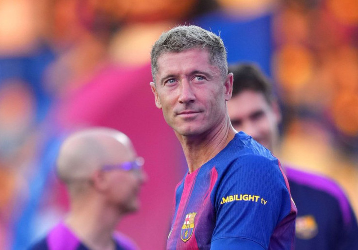 Finansial Bermasalah, Barcelona Tidak Punya Uang untuk Rekrut Pengganti Lewandowski