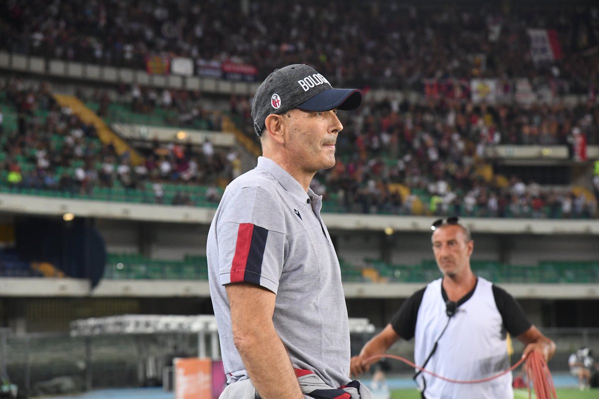 Idap Leukemia, Sinisa Mihajlovic Keluar Rumah Sakit demi Dampingi Bologna Bermain