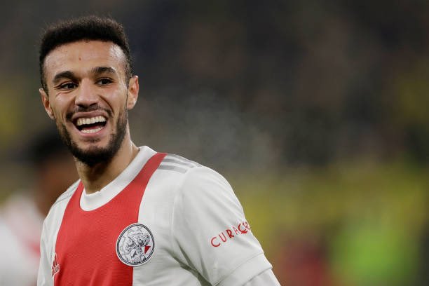Sergino Dest Ngebet Hengkang, Barcelona Incar Bek Ajax Amsterdam