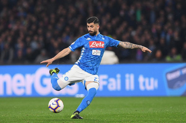 Manchester United Kumpulkan Informasi soal Bek Sayap Napoli
