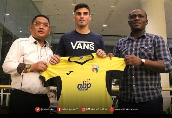 Mitra Kukar Resmi Dapatkan Striker Spanyol Pembobol Gawang Barcelona