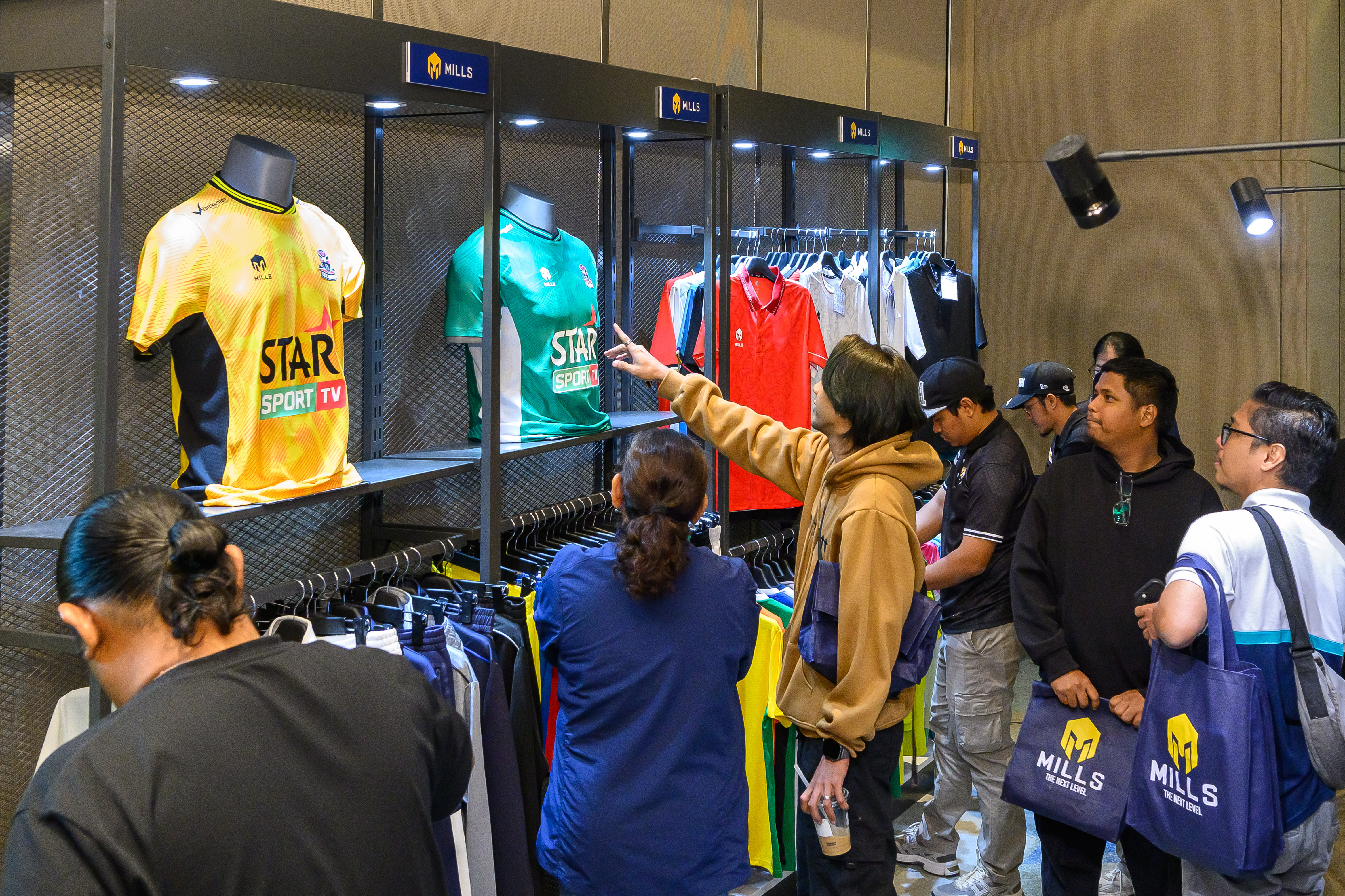 Mills Bawa Semangat Olahraga Indonesia ke Malaysia Lewat Kerja Sama dengan Terengganu FC