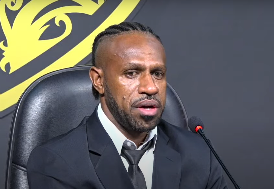 Boaz Solossa Cerita Proses Sampai Gabung ke Borneo FC