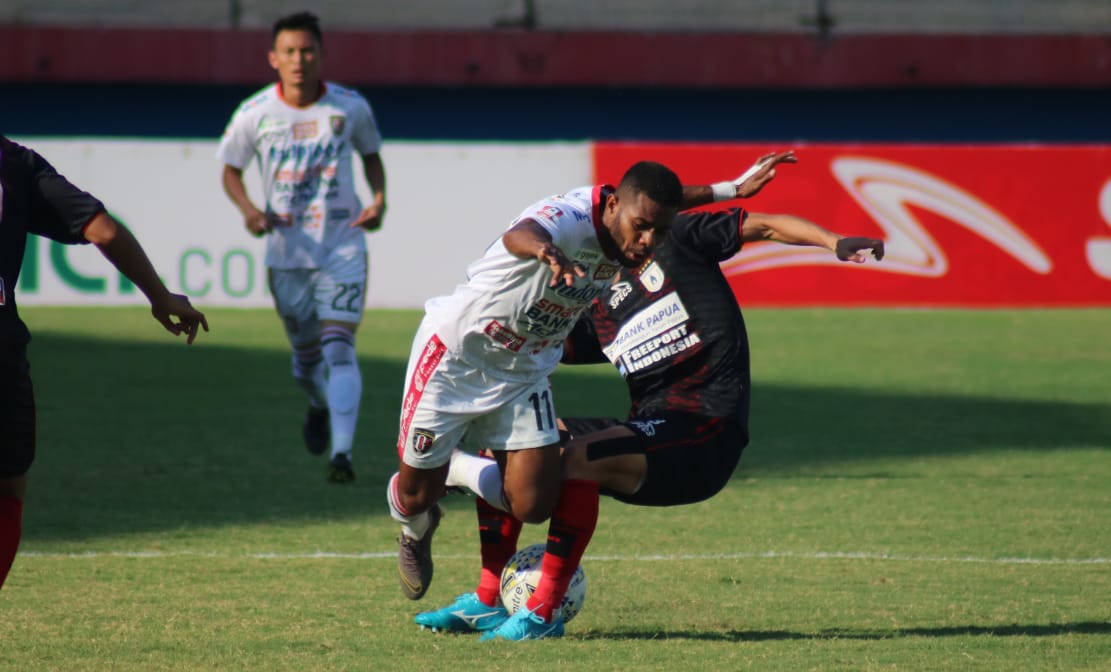 Soal Kejar Bali United, Jacksen Sebut Persipura Pilih Realistis