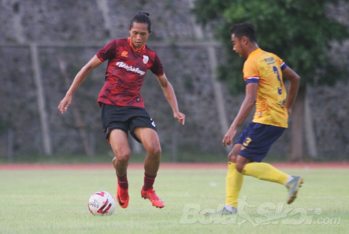 Liga 2: Rishadi Fauzi Sindir Manajemen Persis Solo terkait Gaji, Pasoepati Beri Respons