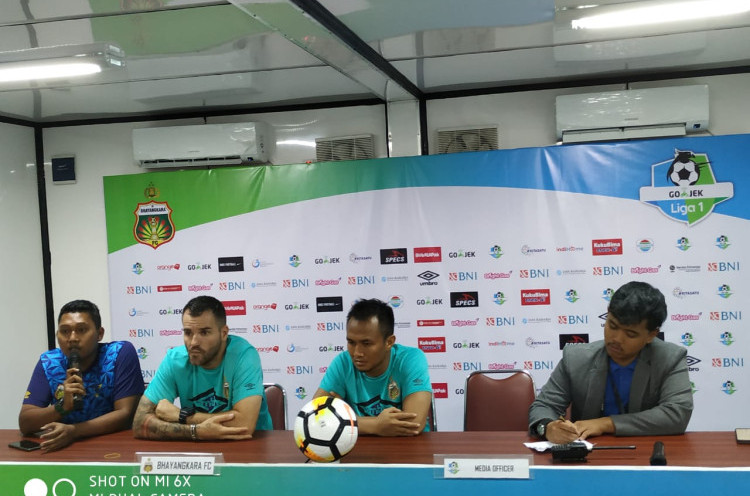 Bhayangkara FC Ditahan Imbang 2-2 Barito Putera, Simon McMenemy Marah