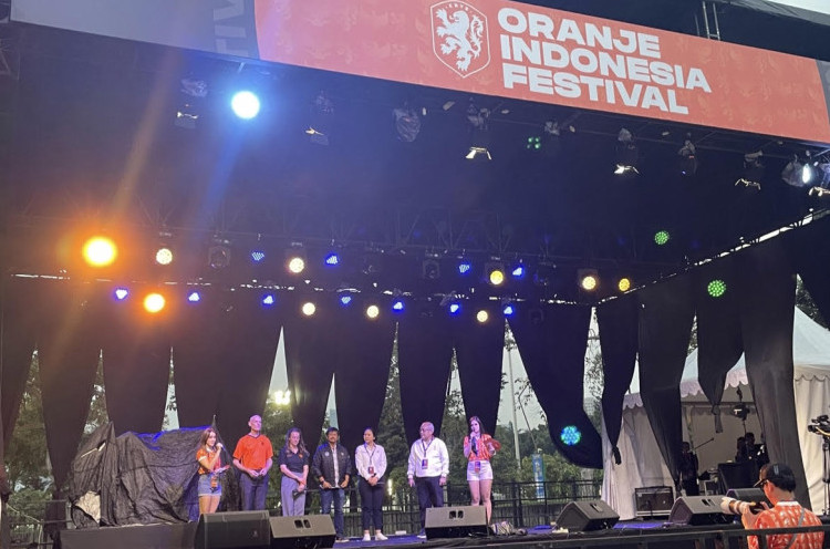 Ribuan Fans Timnas Belanda Ramaikan Puncak Acara Oranje Indonesia Festival di Kompleks GBK