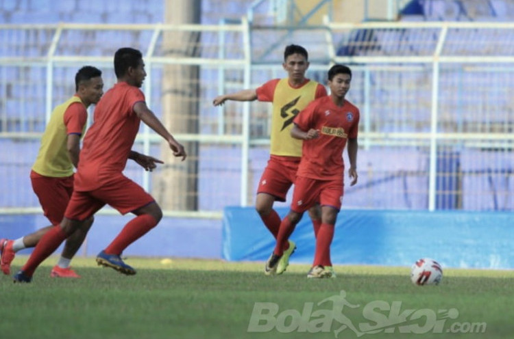 Arema FC Buka Peluang terkait Opsi Peminjaman Dua Pemain ke Klub Liga 2