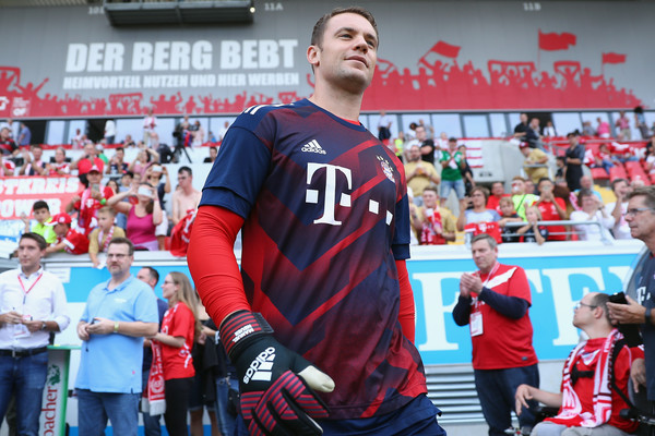 Manuel Neuer Yakin Bisa kembali Bermain Musim Ini
