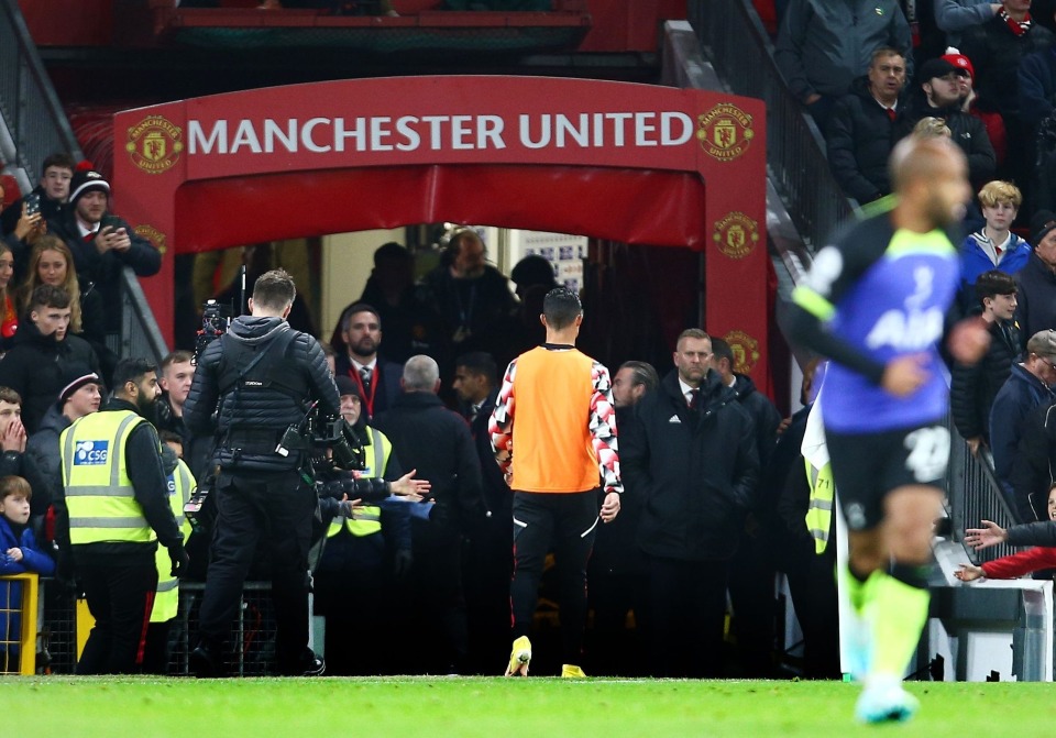 Mencoba Memahami Alasan Cristiano Ronaldo Berulah