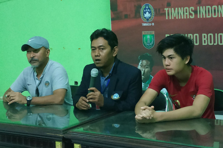 Fakhri Husaini Sanjung Performa Kiper Baru Timnas Indonesia U-18