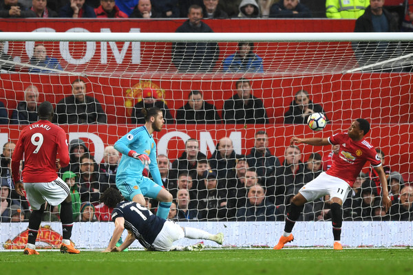 Rayuan Maut Solskjaer untuk De Gea dan Martial Supaya Bertahan