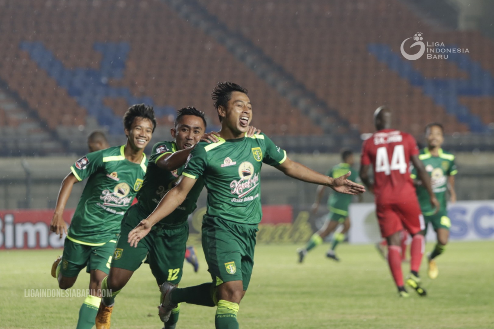 Borong Dua Gol, Samsul Arif Puji Determinasi Young Guns Persebaya