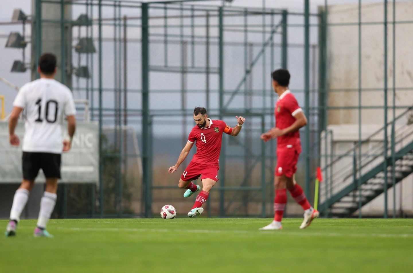 Jordi Amat Merasa Terhormat Jadi Kapten Timnas Indonesia - BolaSkor