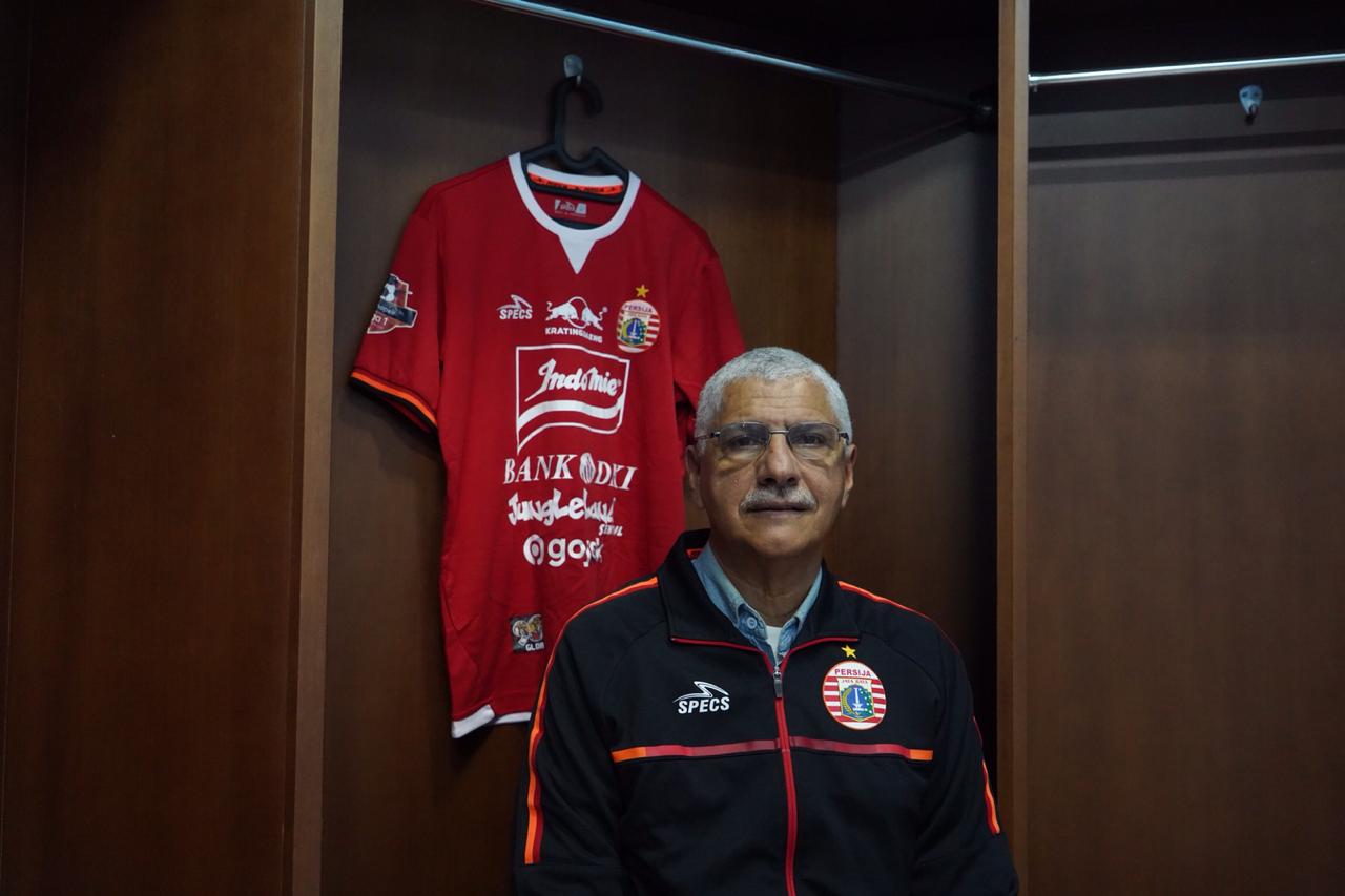 Persija Jakarta Perkenalkan Edson Tavares sebagai Pelatih Baru