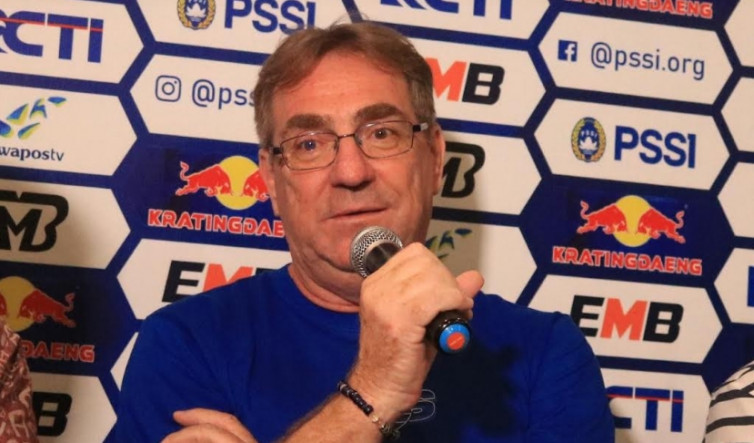 Jadwal Persib Kembali Berubah, Begini Respons Robert Rene Alberts
