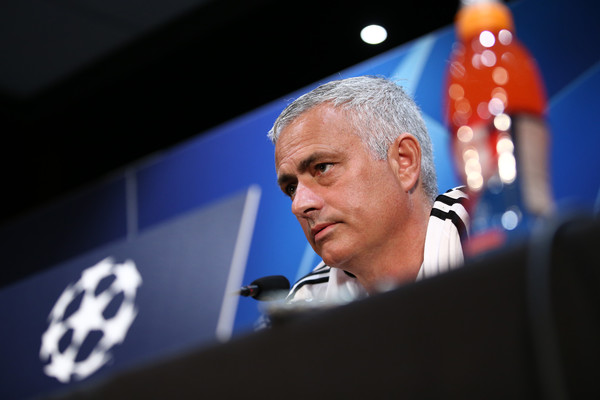 Bukan Zinedine Zidane, Jose Mourinho Pilihan Pertama Real Madrid