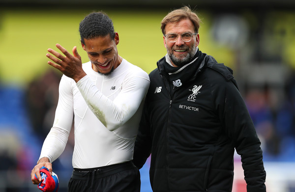 Barcelona dan Real Madrid Saling Sikut Berebut Dua Kunci Keberhasilan Liverpool