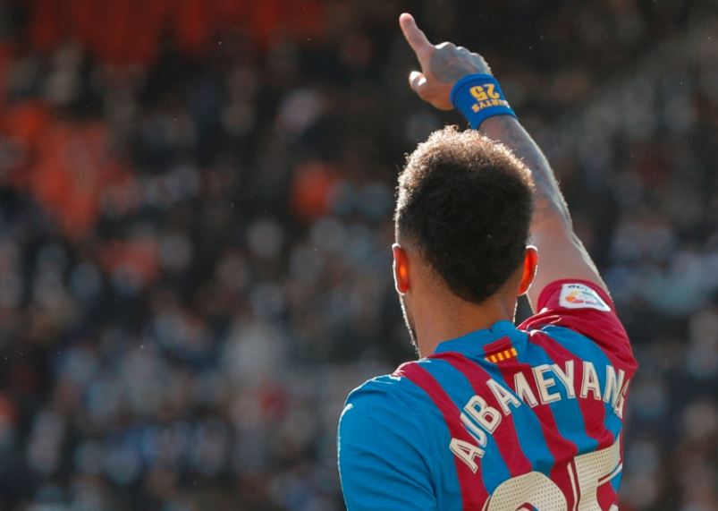  Dembele Harus Lihat Aubameyang, Rela Potong Gaji demi Main di Barcelona