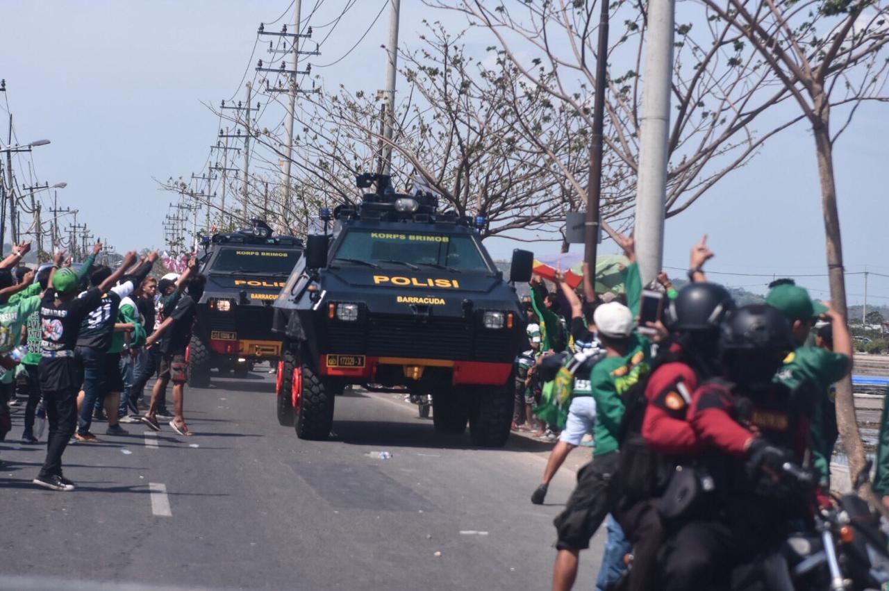 Persija Jakarta Kritik Layanan Panpel Persebaya Surabaya