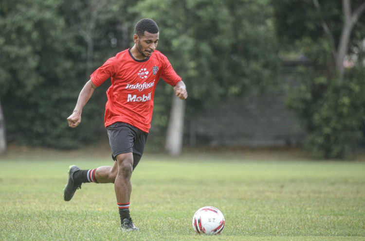Progres Sudah Terlihat, Bali United Berharap Lebih dari Eks Borneo FC Dance Kambu