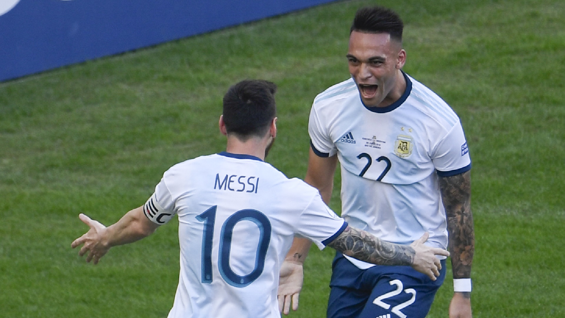 Transfer Lautaro Martinez, Lionel Messi Kembali Lempar Kode kepada Barcelona