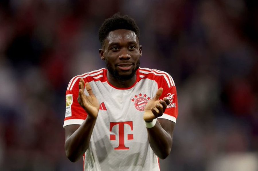 Madrid Tantang Manchester City dalam Perburuan Alphonso Davies