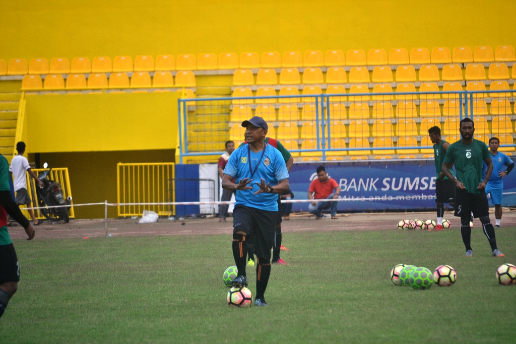 Rahmad Darmawan Ungkap Alasan Tak Lakukan Pergantian Pemain Saat Sriwijaya Vs Persib