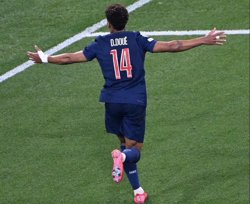 Desire Doue, Bintang Muda PSG yang Catat Sejarah di Final Liga Champions